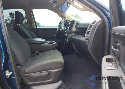 2020 Ram 2500 Tradesman 4X4 6'4 Box from USA, damaged, VIN 3C6UR5CL4LG252058